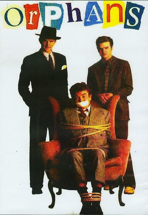 Сироты (1987) постер
