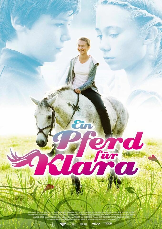 Клара (2010) постер