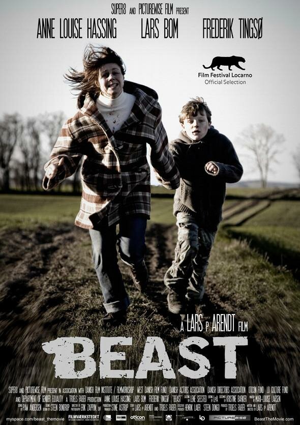 Зверь (2009) постер